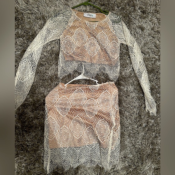 cheekie boutique Dresses & Skirts - 💕Two piece nude and white lace set top small skirt medium